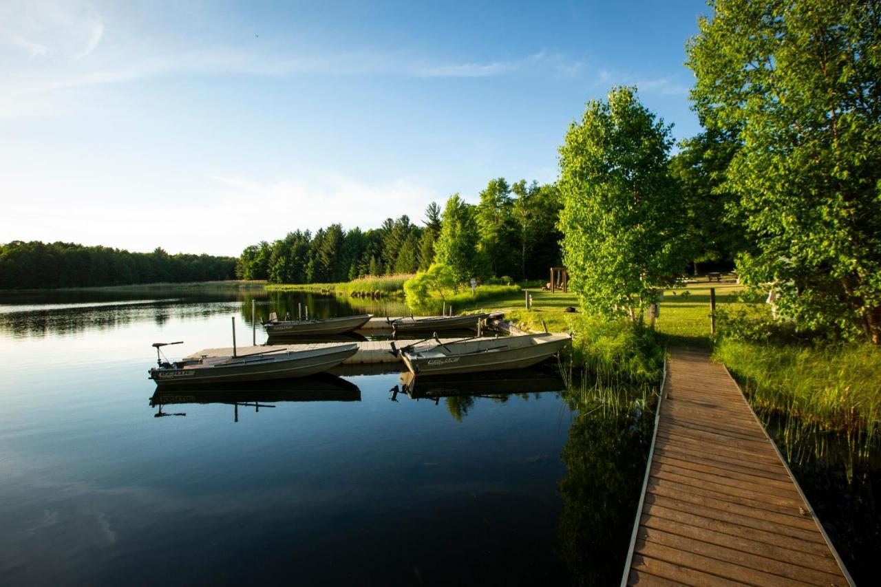 The Rockwell Lake Lodge Luther ภายนอก รูปภาพ