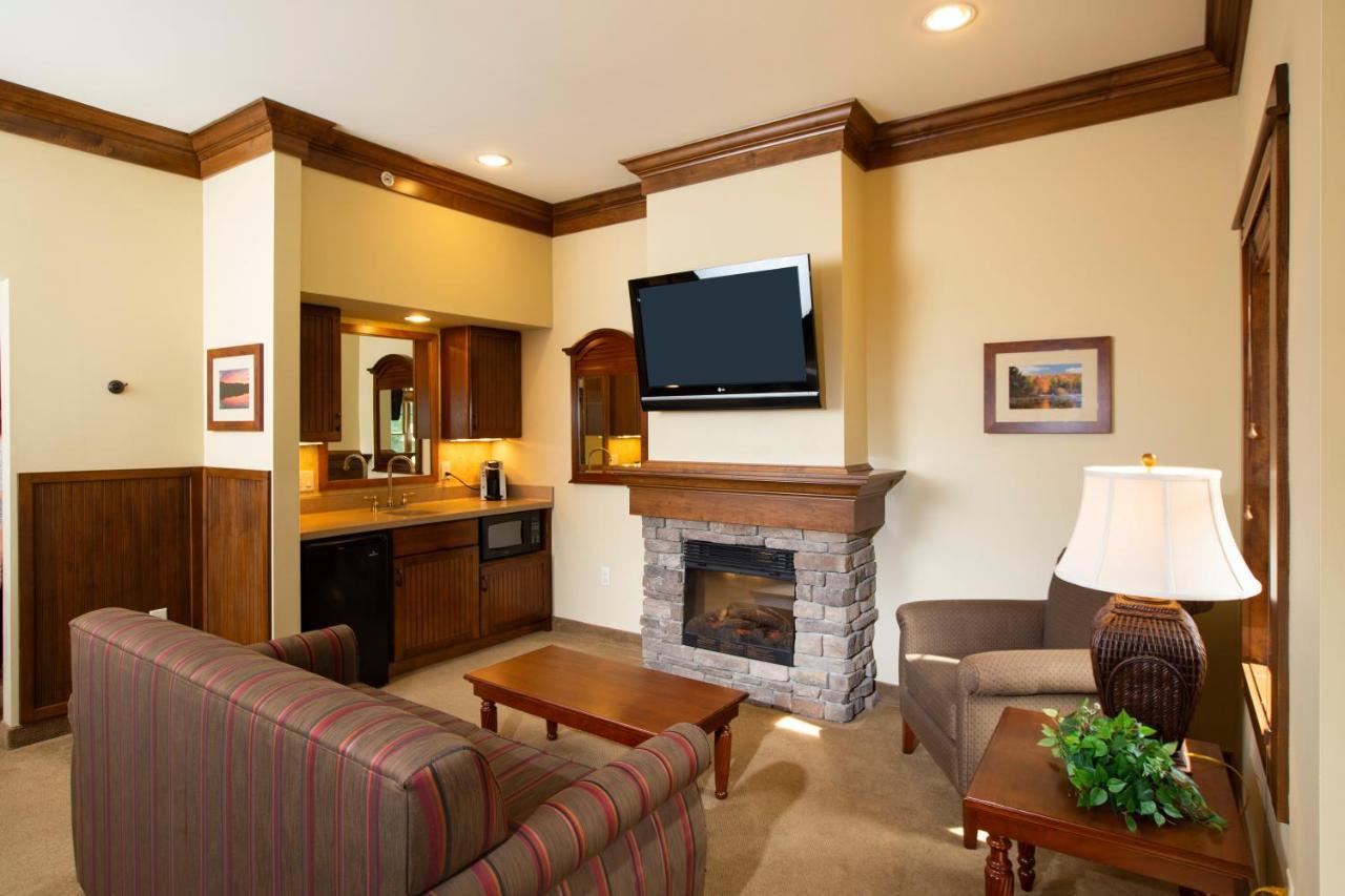 The Rockwell Lake Lodge Luther ภายนอก รูปภาพ