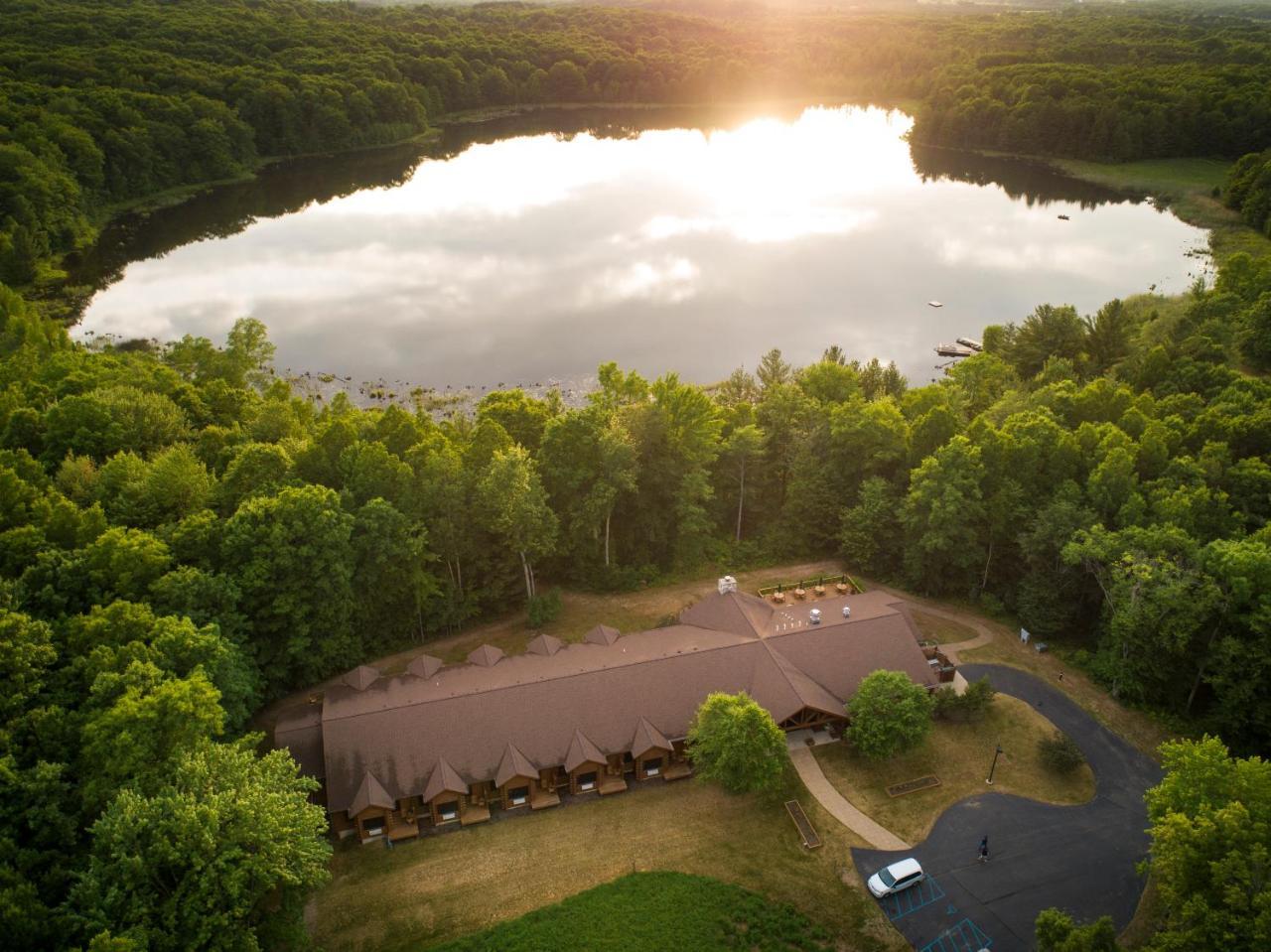 The Rockwell Lake Lodge Luther ภายนอก รูปภาพ